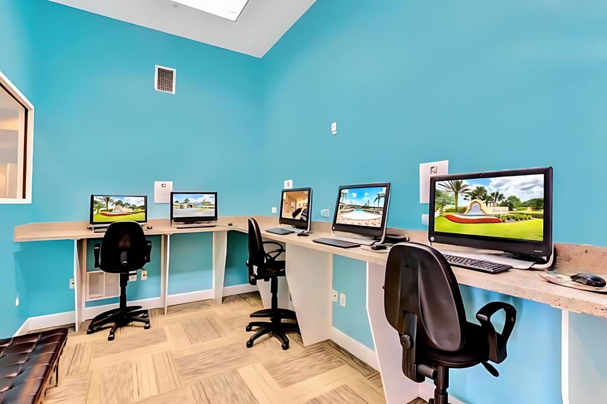 6Br Resort Home Near Disney - With Private Pool Hot Tub And Games Room Kissimmee Bagian luar foto