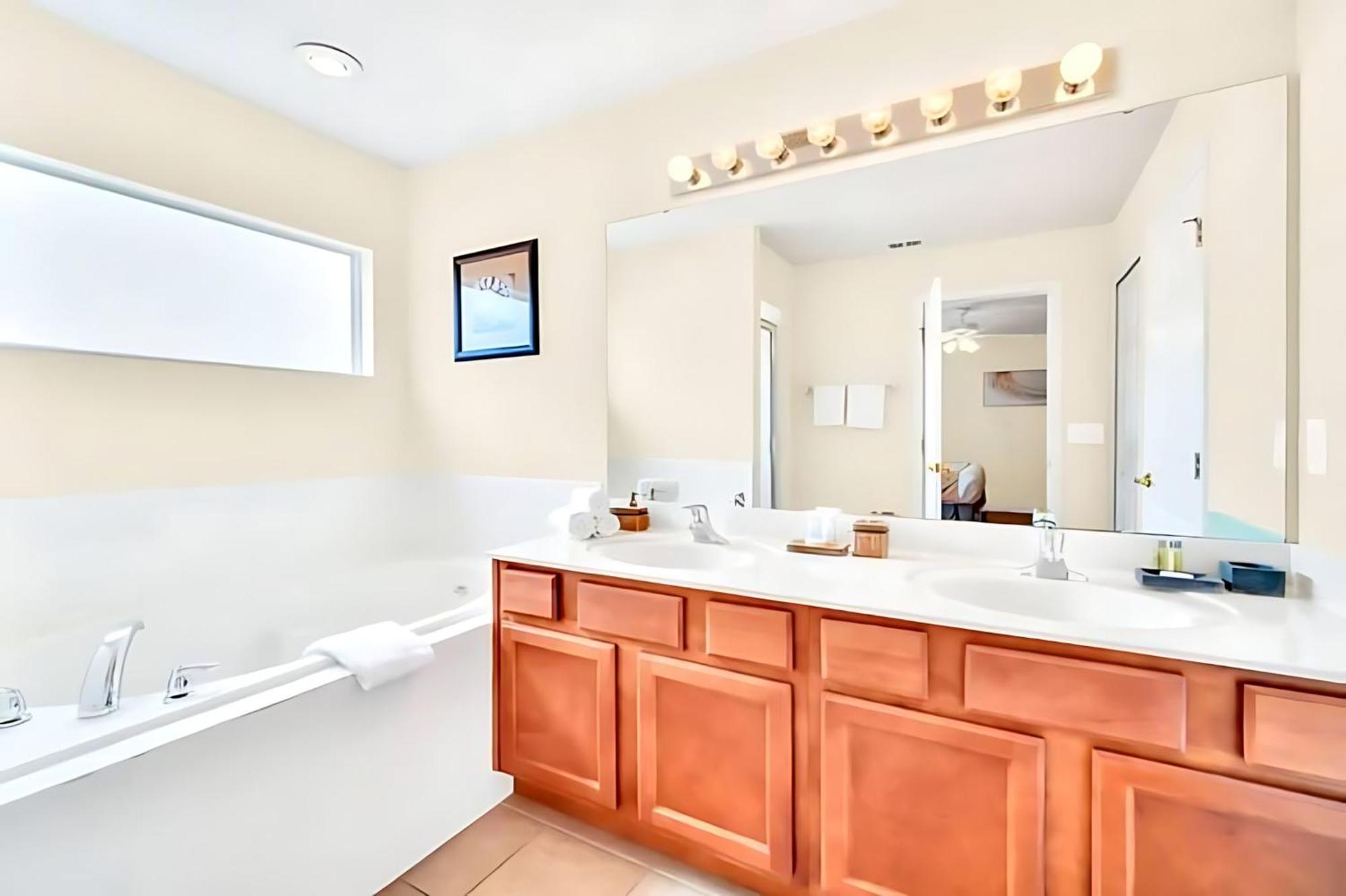 6Br Resort Home Near Disney - With Private Pool Hot Tub And Games Room Kissimmee Bagian luar foto